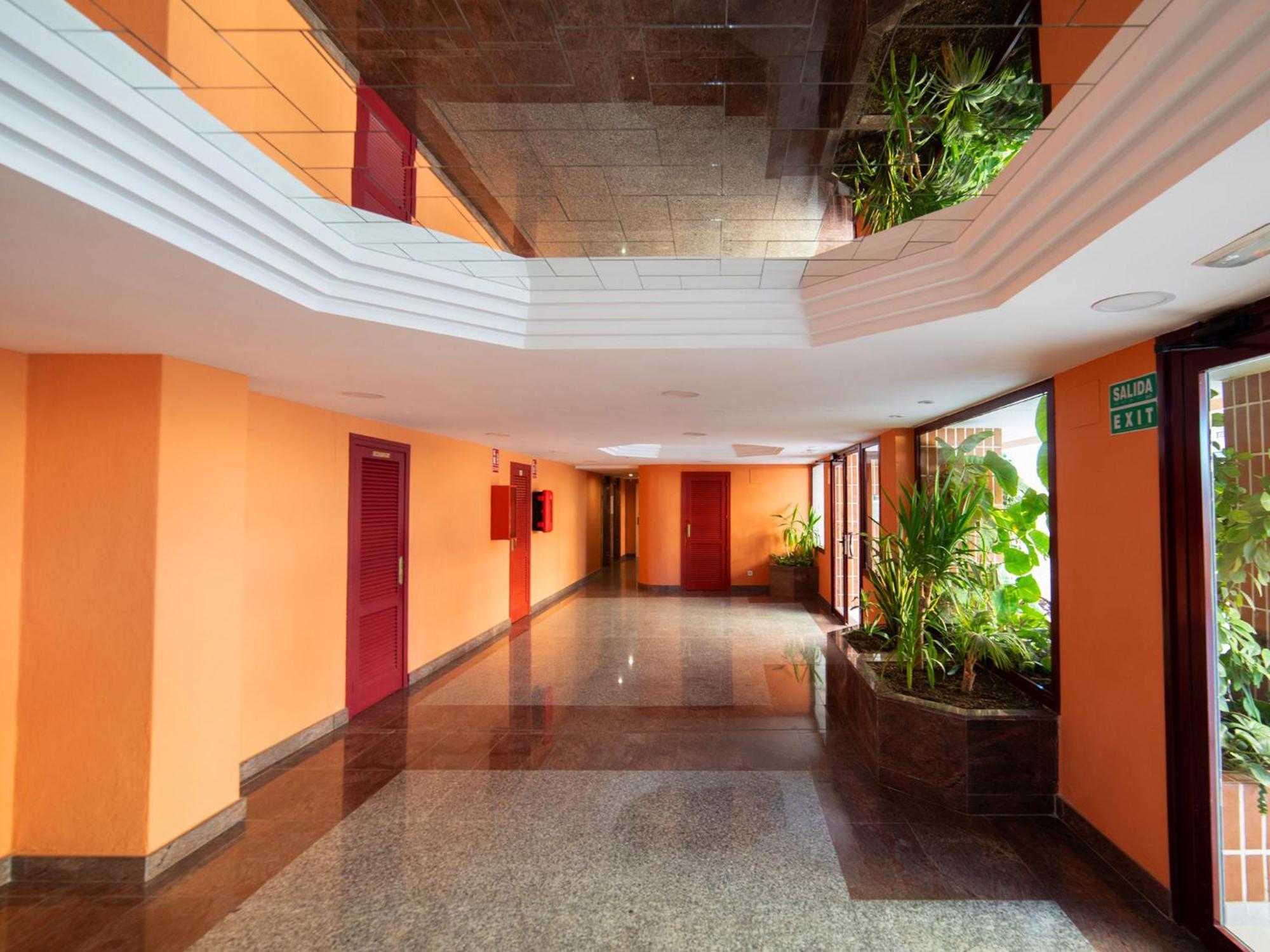 Apartamentos Topacio Unitursa Calpe Eksteriør billede